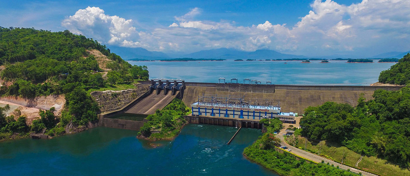 50 YEARS OF OPERATION & MAINTENANCE EXPERIENCE Nam Ngum 1 Hydro Power Plant 155 MW